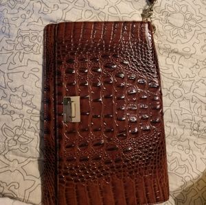 Brahmin clutch